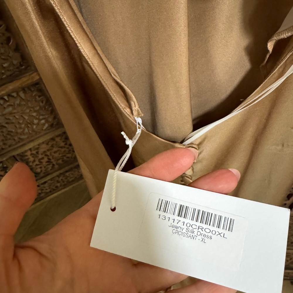 NEW NWT Reformation Jeany Silk Dress - Picture 6 of 6